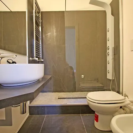 Monti Luxury Rom