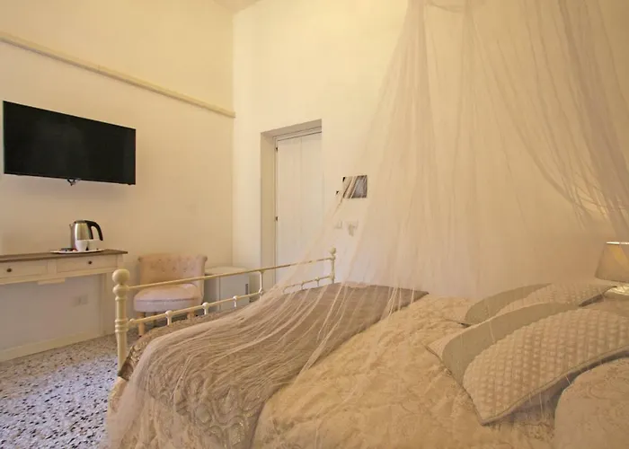 Monti Luxury Гостевой дом *